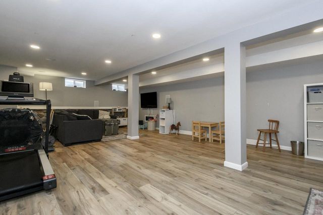 W301S3618 Snowdon DRIVE, Waukesha, WI 53189