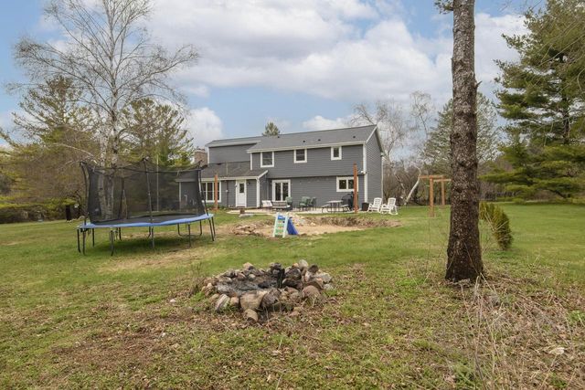 W301S3618 Snowdon DRIVE, Waukesha, WI 53189