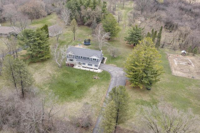 W301S3618 Snowdon DRIVE, Waukesha, WI 53189