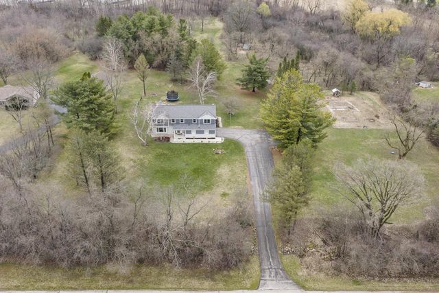 W301S3618 Snowdon DRIVE, Waukesha, WI 53189