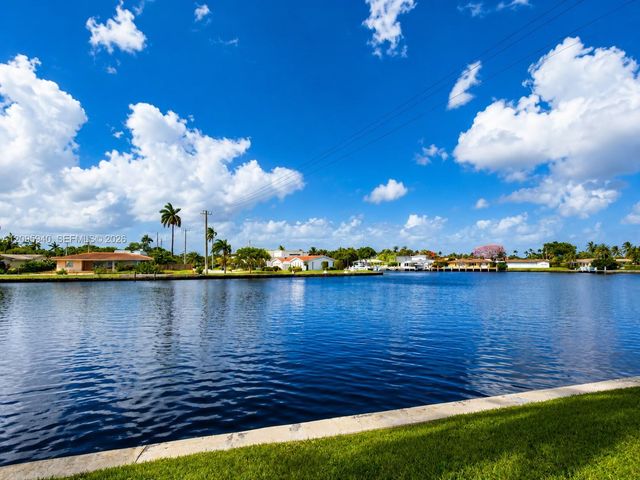 1881 Middle River Drive 604, Fort Lauderdale, FL 33305
