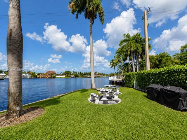 1881 Middle River Drive 604, Fort Lauderdale, FL 33305