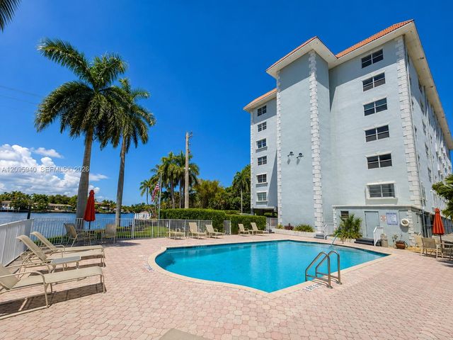 1881 Middle River Drive 604, Fort Lauderdale, FL 33305