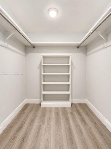 1881 Middle River Drive 604, Fort Lauderdale, FL 33305