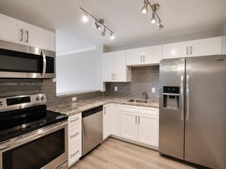 1881 Middle River Drive 604, Fort Lauderdale, FL 33305