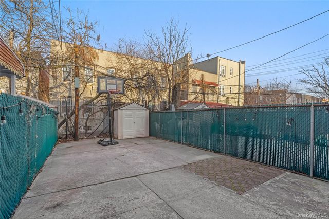525 Alabama Avenue, Brooklyn, NY 11207