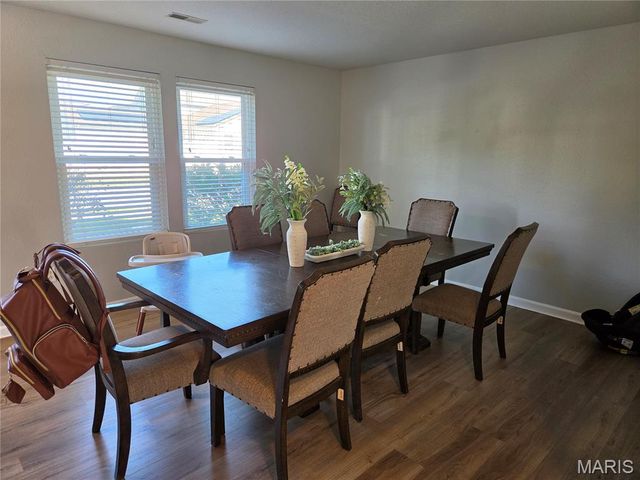 2040 Reserve Walk Way, Belleville, IL 62220