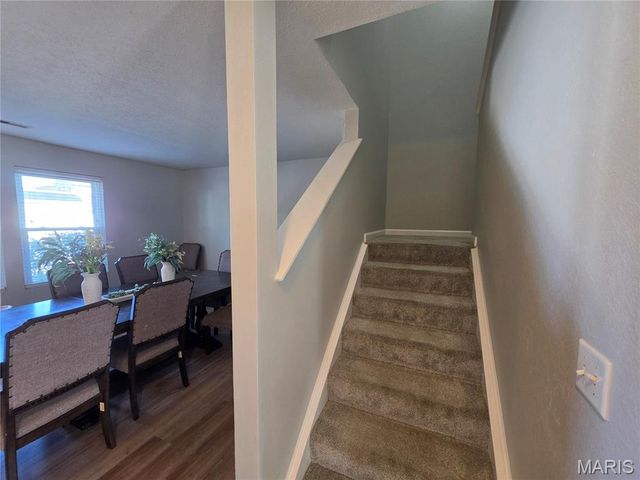 2040 Reserve Walk Way, Belleville, IL 62220