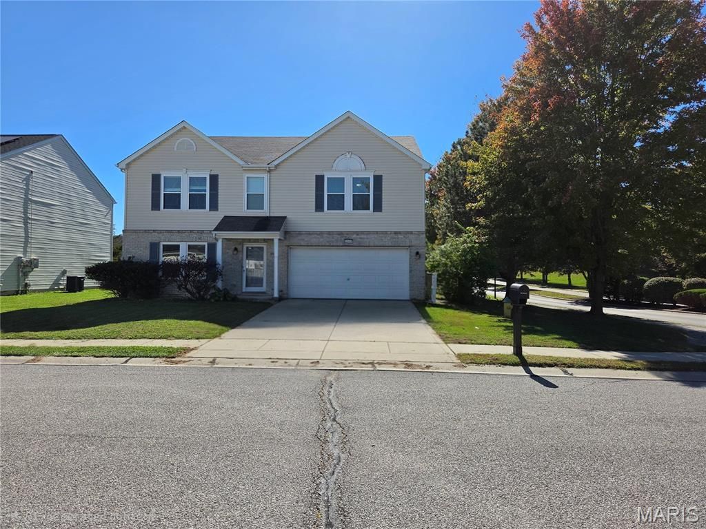 2040 Reserve Walk Way, Belleville, IL 62220