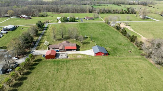 77 Deerfield Lane, Dunnville, KY 42528
