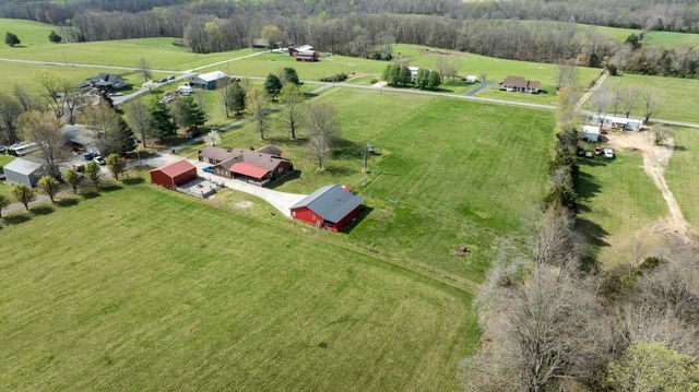 77 Deerfield Lane, Dunnville, KY 42528