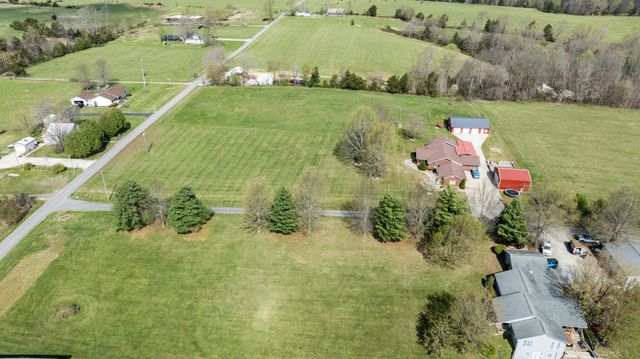 77 Deerfield Lane, Dunnville, KY 42528