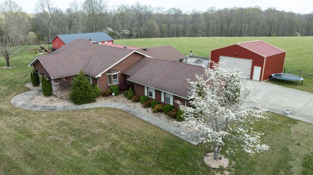 77 Deerfield Lane, Dunnville, KY 42528
