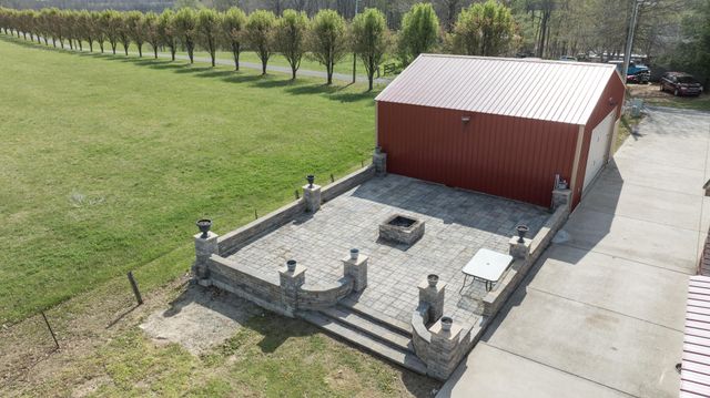 77 Deerfield Lane, Dunnville, KY 42528