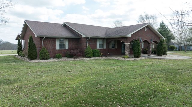 77 Deerfield Lane, Dunnville, KY 42528