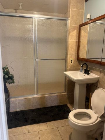 77 Deerfield Lane, Dunnville, KY 42528