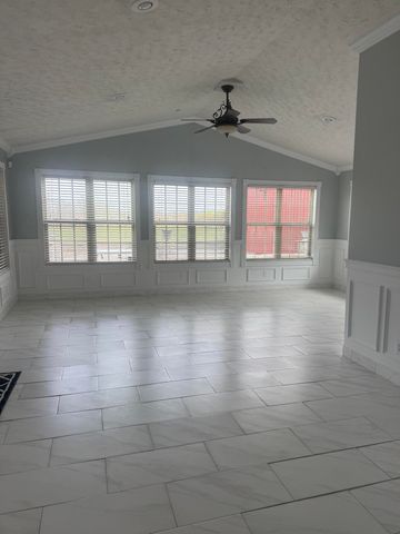 77 Deerfield Lane, Dunnville, KY 42528
