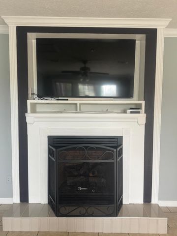 77 Deerfield Lane, Dunnville, KY 42528