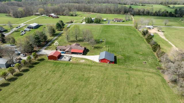 77 Deerfield Lane, Dunnville, KY 42528
