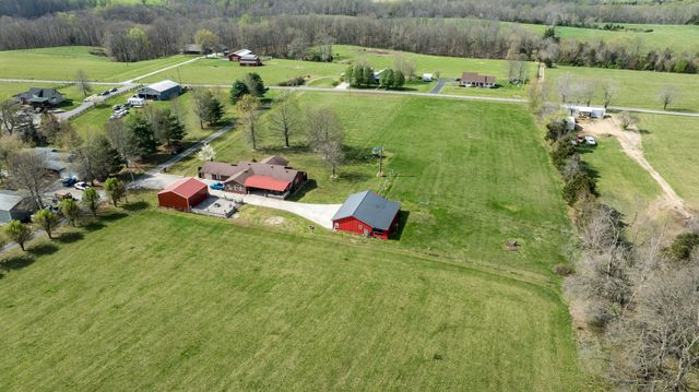 77 Deerfield Lane, Dunnville, KY 42528