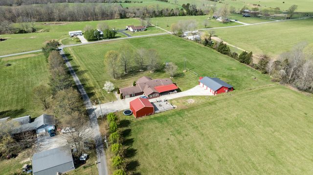 77 Deerfield Lane, Dunnville, KY 42528