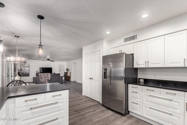 2108 E CIELO GRANDE Avenue, Phoenix, AZ 85024