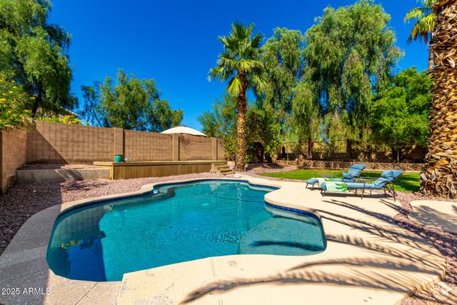 2108 E CIELO GRANDE Avenue, Phoenix, AZ 85024