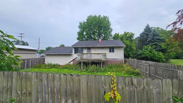 23913 Nora Street, Elkhart, IN 46516