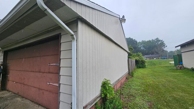 23913 Nora Street, Elkhart, IN 46516