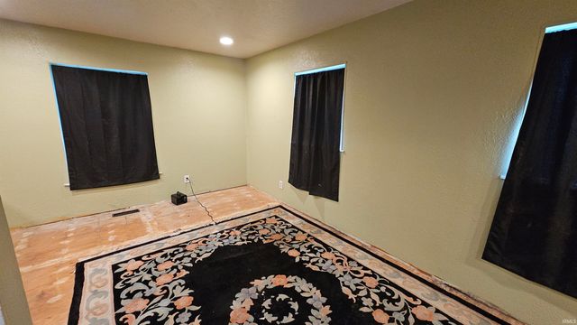 23913 Nora Street, Elkhart, IN 46516