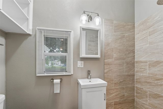 1803 Washington Avenue, Des Moines, IA 50314