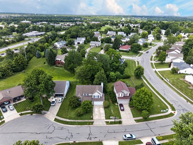 328 Keeneland Court, Lebanon, OH 45036
