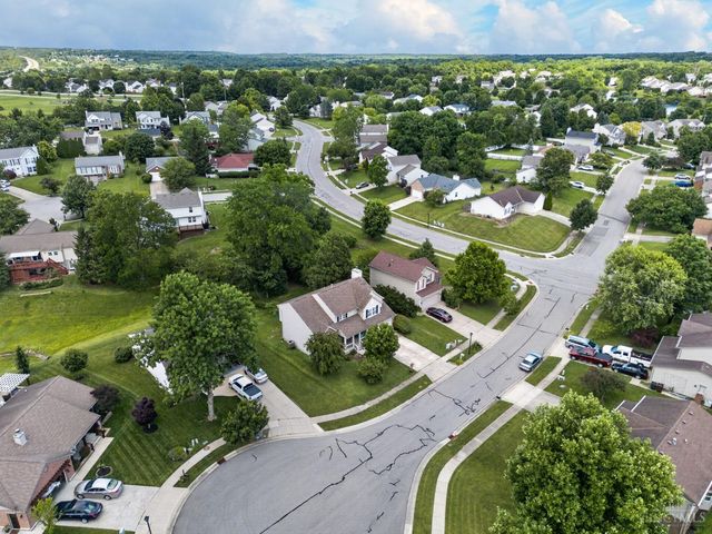 328 Keeneland Court, Lebanon, OH 45036