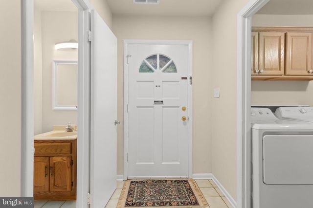 424 GREENBRIER CT, Fredericksburg, VA 22401