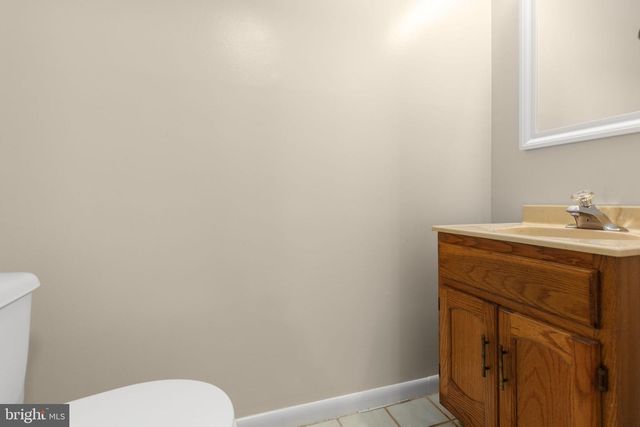 424 GREENBRIER CT, Fredericksburg, VA 22401