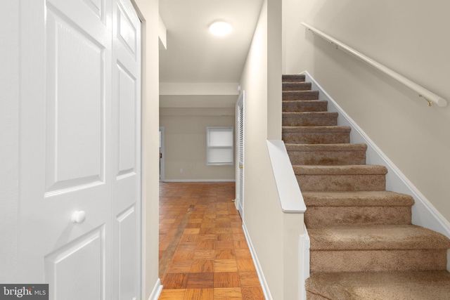 424 GREENBRIER CT, Fredericksburg, VA 22401