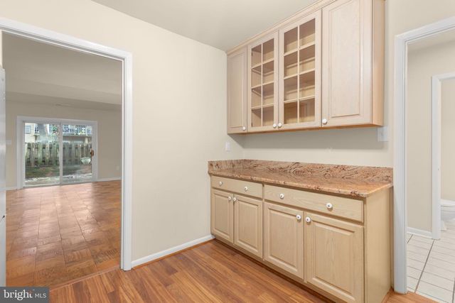 424 GREENBRIER CT, Fredericksburg, VA 22401