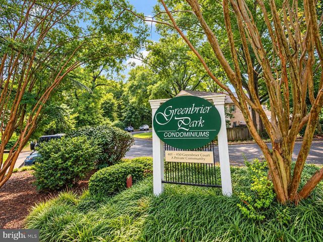 424 GREENBRIER CT, Fredericksburg, VA 22401