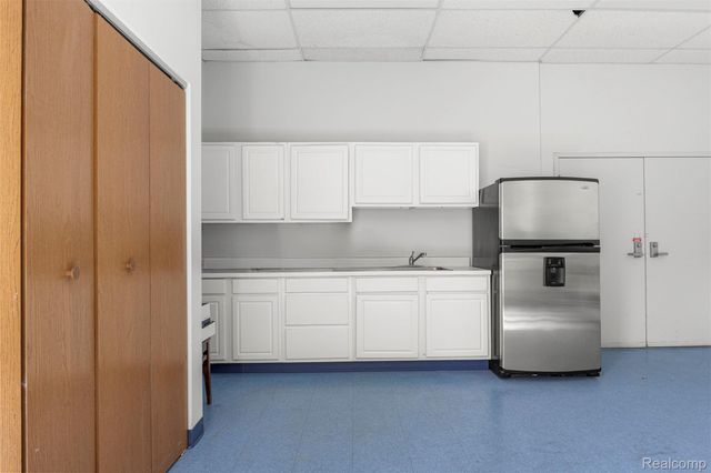35425 W Michigan Avenue 3653, Wayne, MI 48184