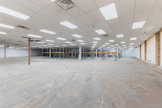 35425 W Michigan Avenue 3653, Wayne, MI 48184