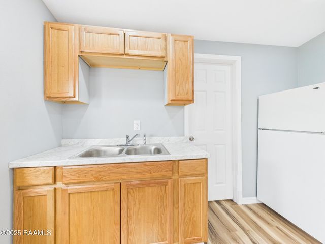 300 Gauthier Road, Lafayette, LA 70501