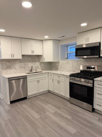 8106 S Langley Avenue, Chicago, IL 60619