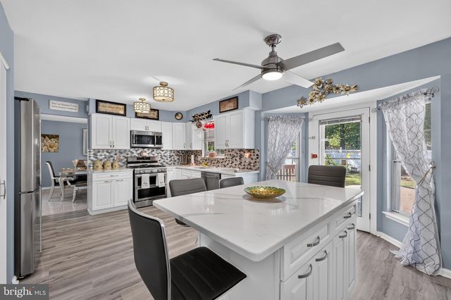 56 JONQUIL WAY, Sicklerville, NJ 08081