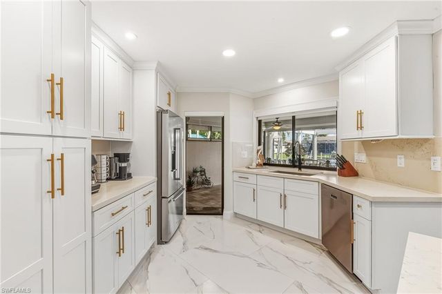 2318 SE 27th ST, Cape Coral, FL 33904