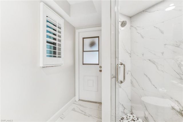 2318 SE 27th ST, Cape Coral, FL 33904