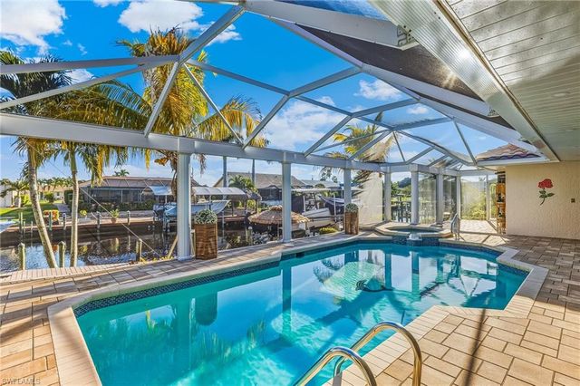 2318 SE 27th ST, Cape Coral, FL 33904