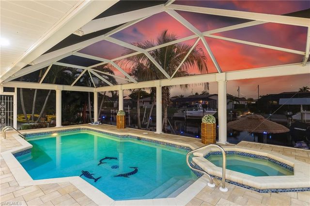 2318 SE 27th ST, Cape Coral, FL 33904