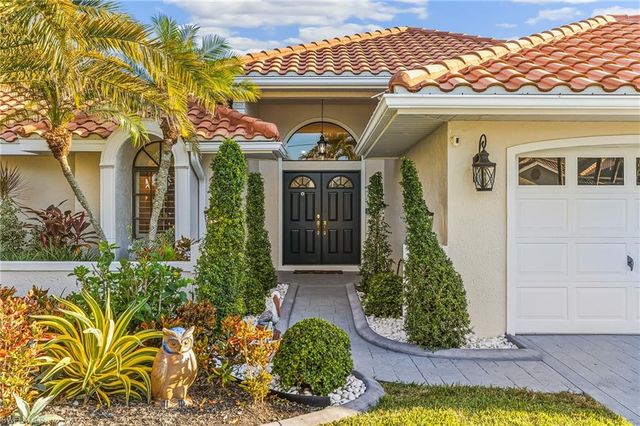 2318 SE 27th ST, Cape Coral, FL 33904