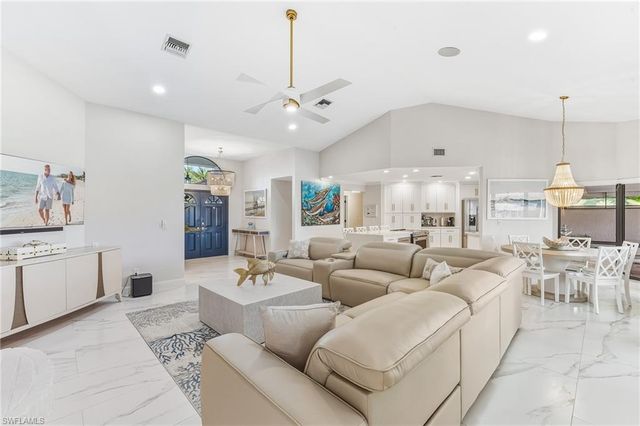 2318 SE 27th ST, Cape Coral, FL 33904