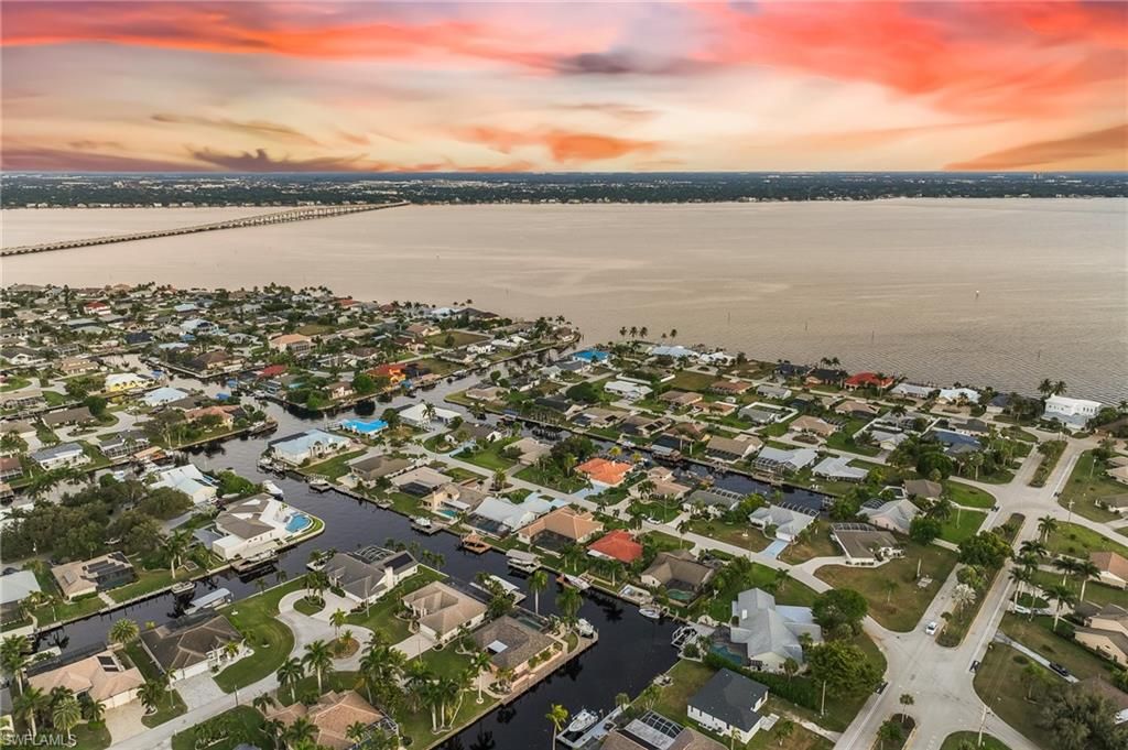 2318 SE 27th ST, CAPE CORAL, FL 33904 — photo 4